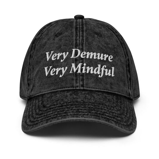 Vintage Cap 'Very Demure Very Mindful' - RUDECAPS